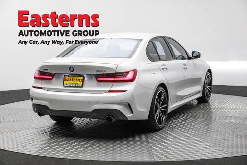2022 BMW 330 xDrive