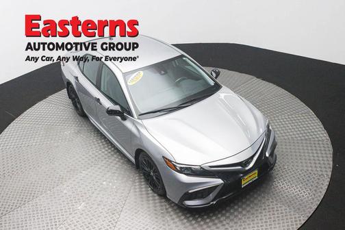 Celestial Silver Metallic 2022 Toyota Camry SE