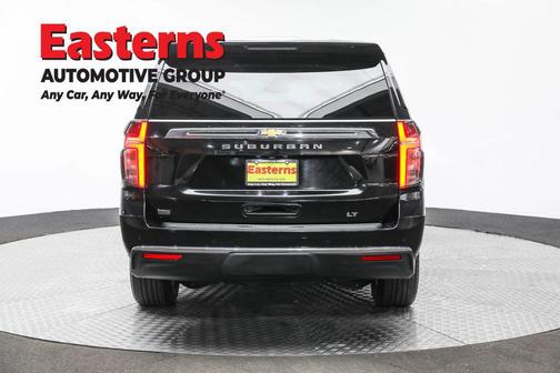 2024 Chevrolet Suburban LT