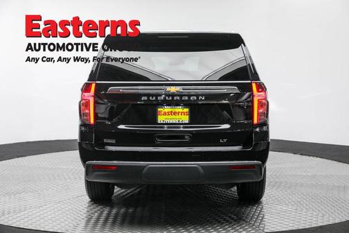 2023 Chevrolet Suburban LT
