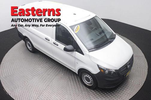 Arctic White 2022 Mercedes-Benz Metris Base
