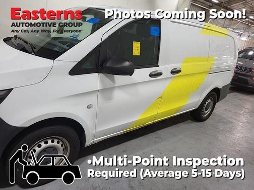 2022 Mercedes-Benz Metris Base