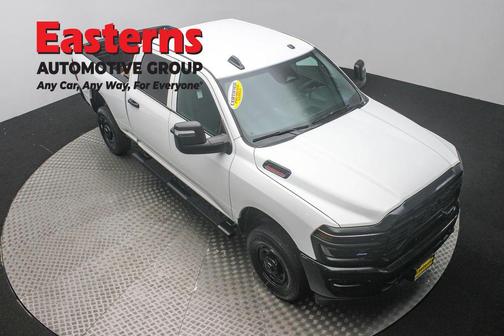 2025 RAM 2500 Tradesman Crew Cab 4x4 6'4' Box