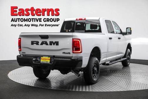 2025 RAM 2500 Tradesman Crew Cab 4x4 6'4' Box
