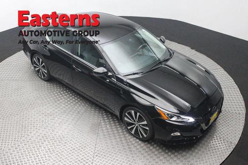 2020 Nissan Altima SR FWD