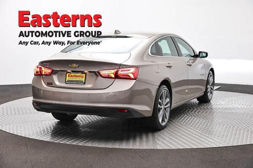 Mineral Gray Metallic 2024 Chevrolet Malibu FWD 2LT