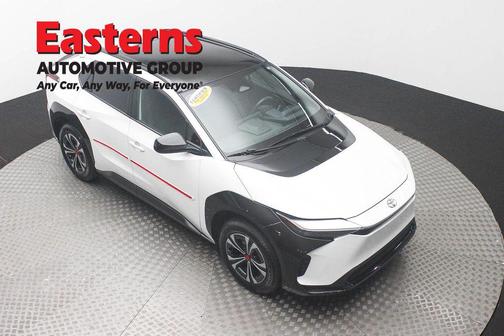 Wind Chill Pearl 2023 Toyota bZ4X XLE