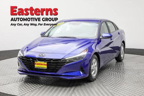 2023 Hyundai ELANTRA SE