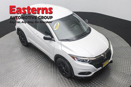 Platinum White Pearl 2022 Honda HR-V AWD Sport