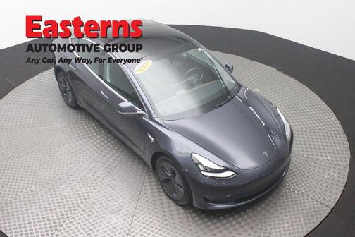 Gray 2019 Tesla Model 3 Long Range
