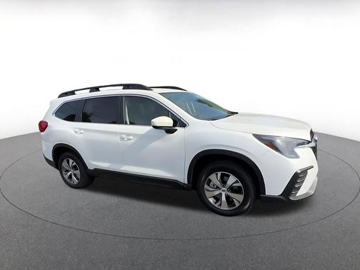 Crystal White Pearl 2025 Subaru Ascent Premium 7-Passenger