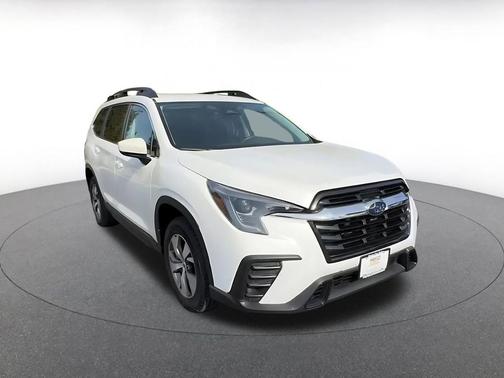 Crystal White Pearl 2025 Subaru Ascent Premium 7-Passenger