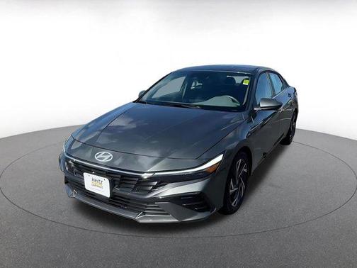 2025 Hyundai ELANTRA SEL