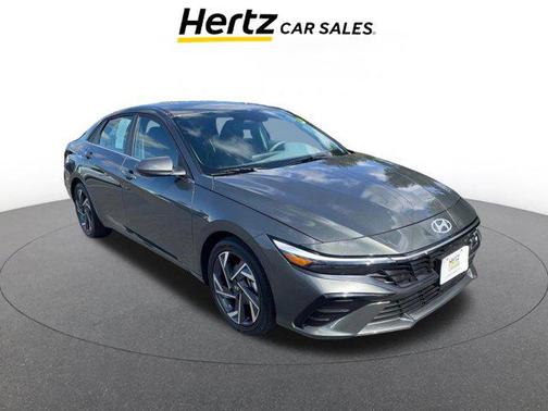 2025 Hyundai ELANTRA SEL