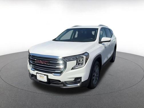 Summit White 2024 GMC Terrain SLT