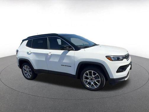Bright White Clearcoat 2025 Jeep Compass Limited