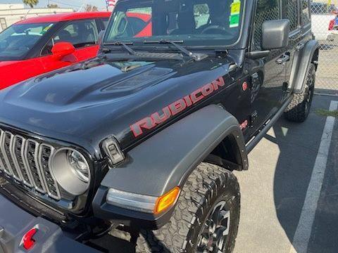 Black Clearcoat 2025 Jeep Wrangler Rubicon