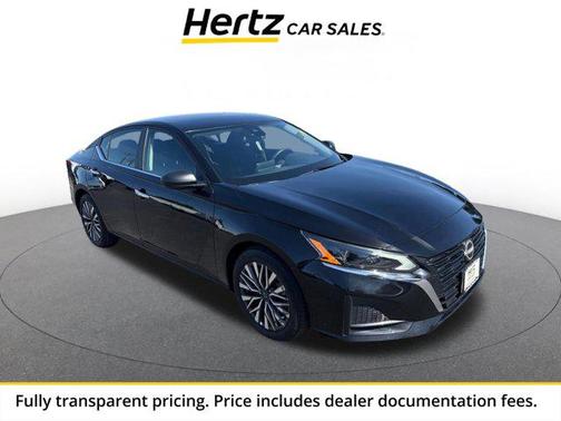 Super Black 2025 Nissan Altima SV FWD