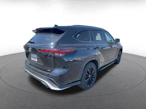 2024 Toyota Highlander XSE