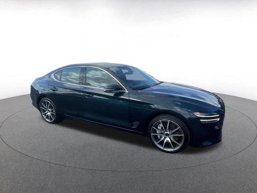 2025 Genesis G70 2.5T RWD
