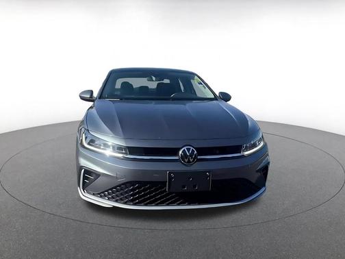 Gray 2025 Volkswagen Jetta 1.5T SE