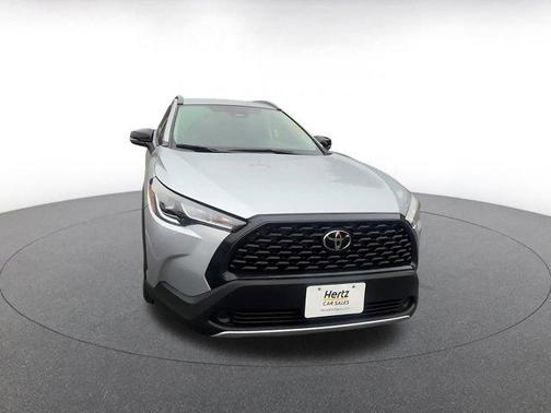 2025 Toyota Corolla Cross LE