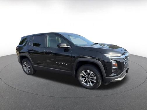 Mosaic Black Metallic 2025 Chevrolet Equinox 1LT