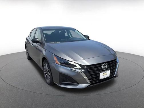 Gun Metallic 2025 Nissan Altima SV FWD