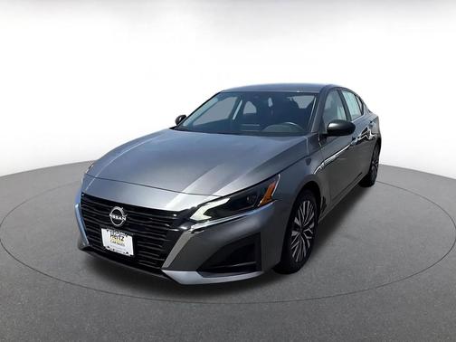 Gun Metallic 2025 Nissan Altima SV FWD