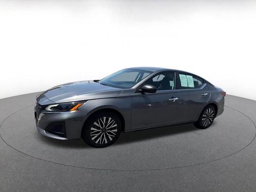 Gun Metallic 2025 Nissan Altima SV FWD