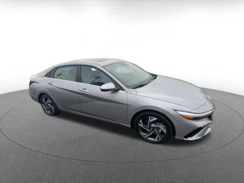 2025 Hyundai ELANTRA HEV Limited