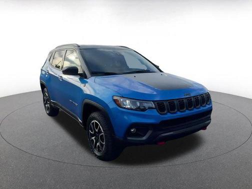 2025 Jeep Compass Trailhawk