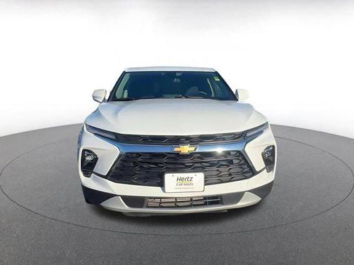 Summit White 2025 Chevrolet Blazer 2LT
