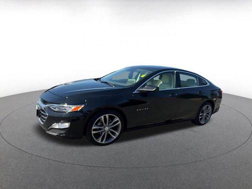 Mosaic Black Metallic 2024 Chevrolet Malibu FWD 2LT