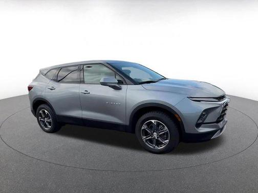 Sterling Gray Metallic 2025 Chevrolet Blazer 2LT