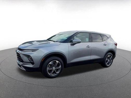 Sterling Gray Metallic 2025 Chevrolet Blazer 2LT