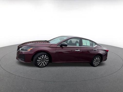 Garnet Pearl Metallic 2025 Nissan Altima SV FWD