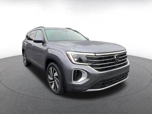 2025 Volkswagen Atlas 2.0T SE w/Technology 4MOTION