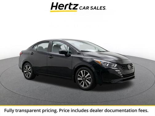 Super Black 2025 Nissan Versa 1.6 SV