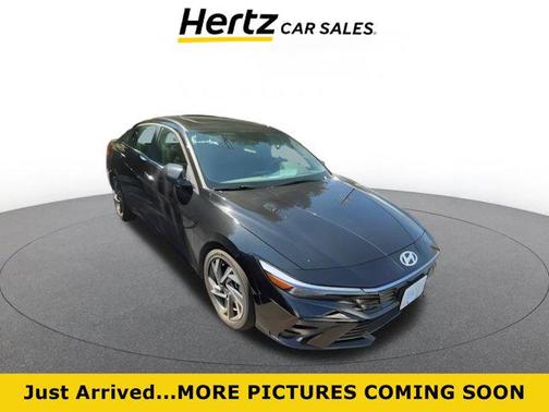 2025 Hyundai ELANTRA SEL