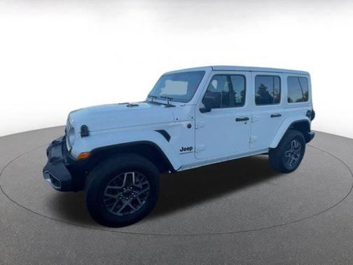 2025 Jeep Wrangler 4-Door Sahara 4x4