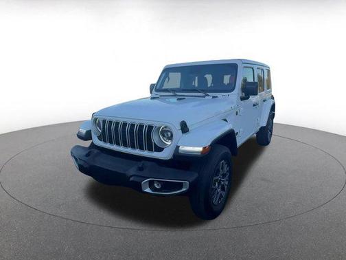 2025 Jeep Wrangler 4-Door Sahara 4x4