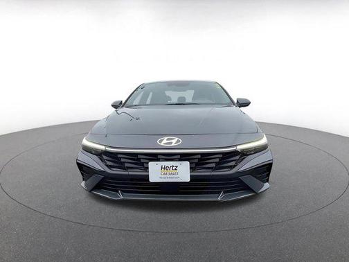 2025 Hyundai ELANTRA SEL