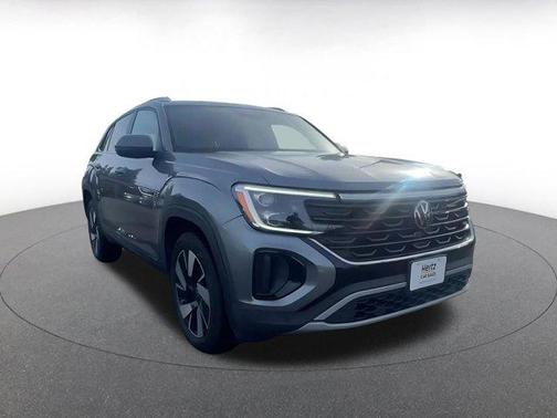 2025 Volkswagen Atlas Cross Sport 2.0T SE w/Technology 4MOTION