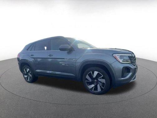 2025 Volkswagen Atlas Cross Sport 2.0T SE w/Technology 4MOTION