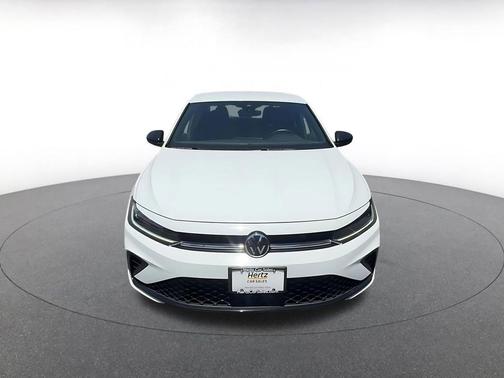 Pure White 2025 Volkswagen Jetta 1.5T Sport