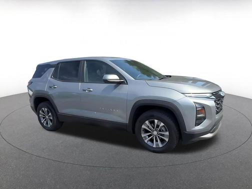 Sterling Gray Metallic 2025 Chevrolet Equinox 1LT