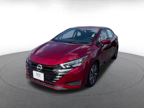 Scarlet Ember Tintcoat 2025 Nissan Versa 1.6 SV