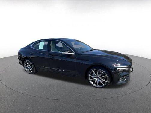 2025 Genesis G70 2.5T RWD