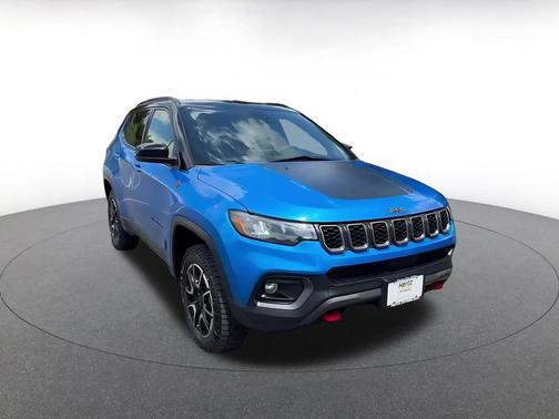 Hydro Blue Pearlcoat 2025 Jeep Compass Trailhawk
